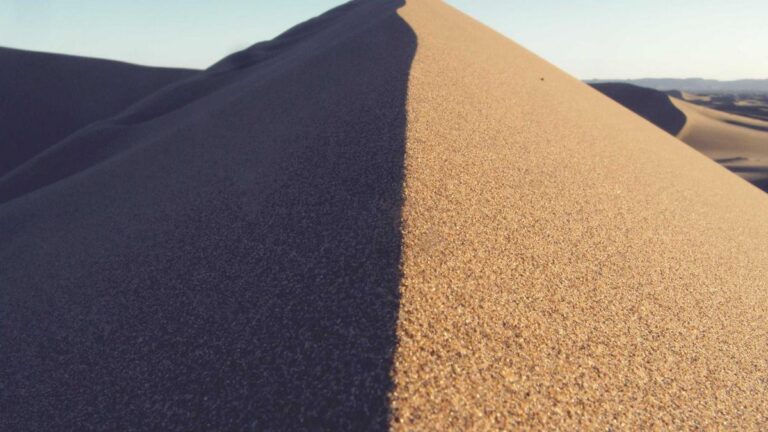 Österreichische Vignette 2024: Wo kaufen und richtig anbringen