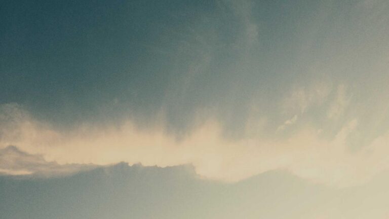 Digitale Vignette vs. Klebevignette: Vor- und Nachteile im Vergleich